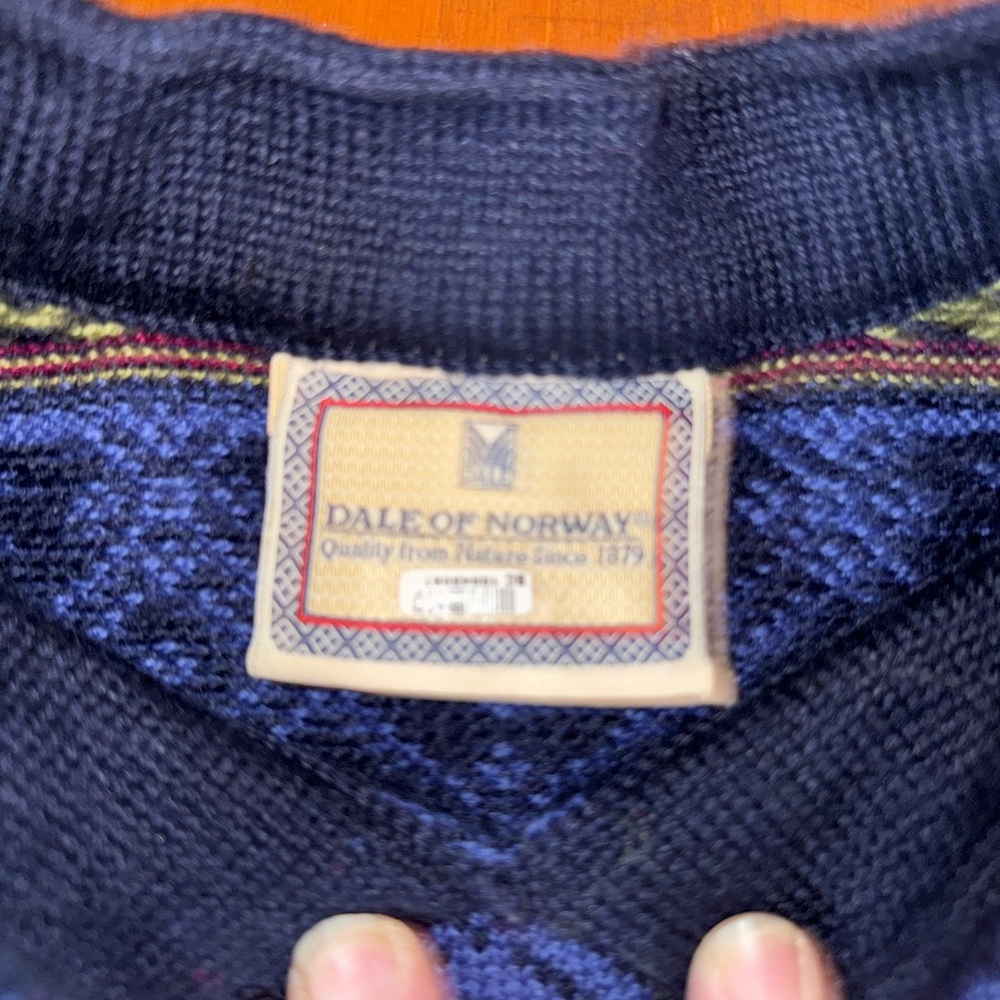 Dale of Norway Women’s Pullover Wool Sweater - Picture 5 of 8